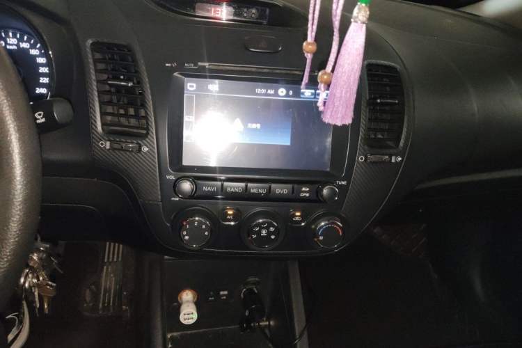 Used Kia K3 2016 1.6L Automatic GL Audio And AC Panel