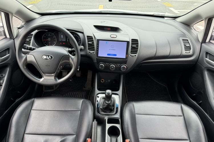 Used Kia K3 2016 1.6L Manual GL Audio And AC Panel