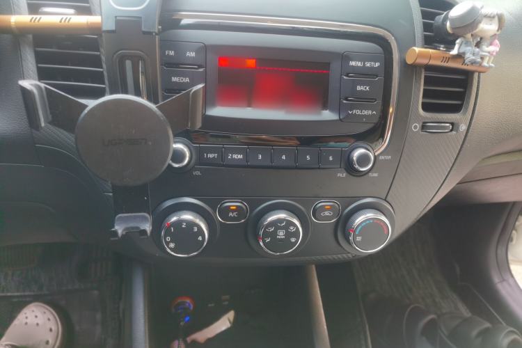 Used Kia K3 2016 1.6L Automatic GL Audio And AC Panel