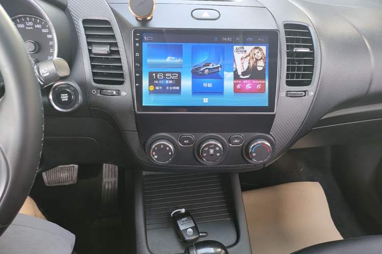Used Kia K3 2016 1.6L Automatic GLS Audio And AC Panel