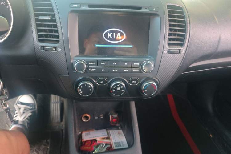 Used Kia K3 2016 1.6L Manual GL Audio And AC Panel