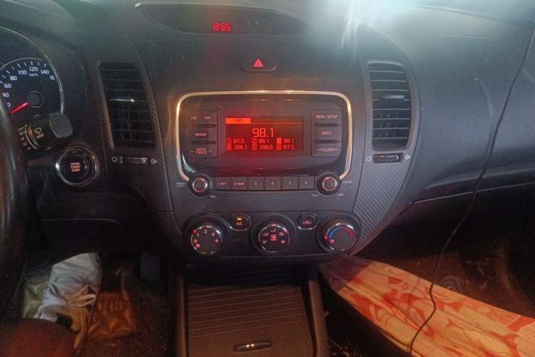 Used Kia K3 2016 1.6L Automatic GLS Audio And AC Panel