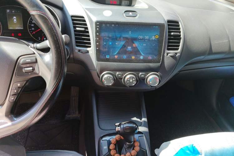 Used Kia K3 2016 1.6L Automatic GLS Audio And AC Panel