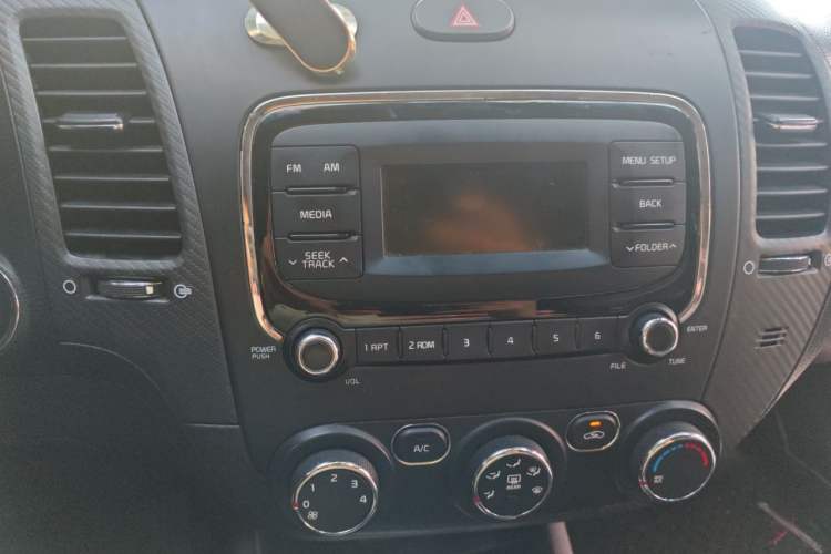 Used Kia K3 2016 1.6L Automatic GLS Audio And AC Panel