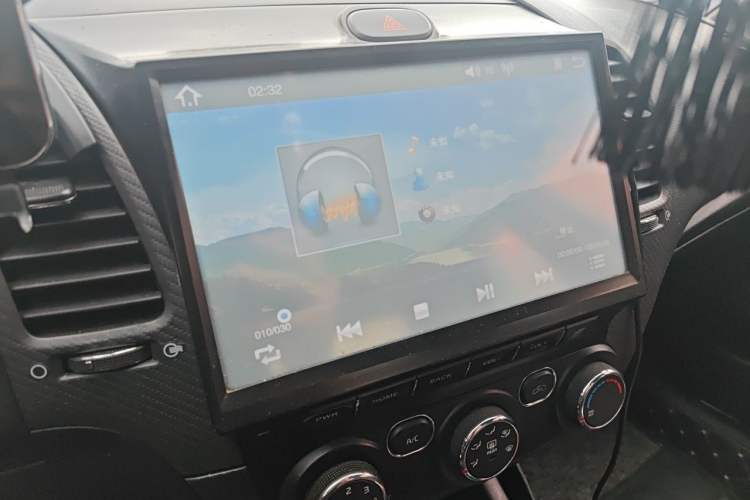 Used Kia K3 2016 1.6L Automatic GL Audio And AC Panel