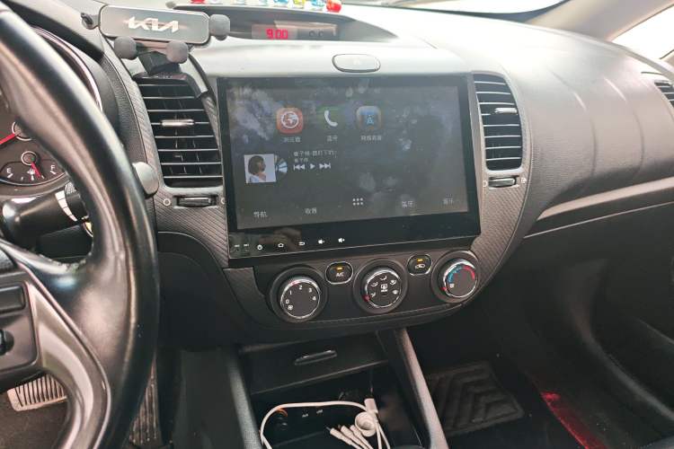 Used Kia K3 2016 1.6L Automatic GLS Audio And AC Panel