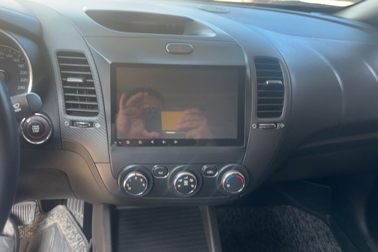 Used Kia K3 2016 1.6L Automatic GLS Audio And AC Panel