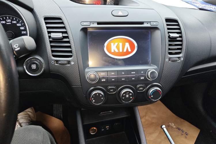 Used Kia K3 2016 1.6L Automatic GLS Audio And AC Panel