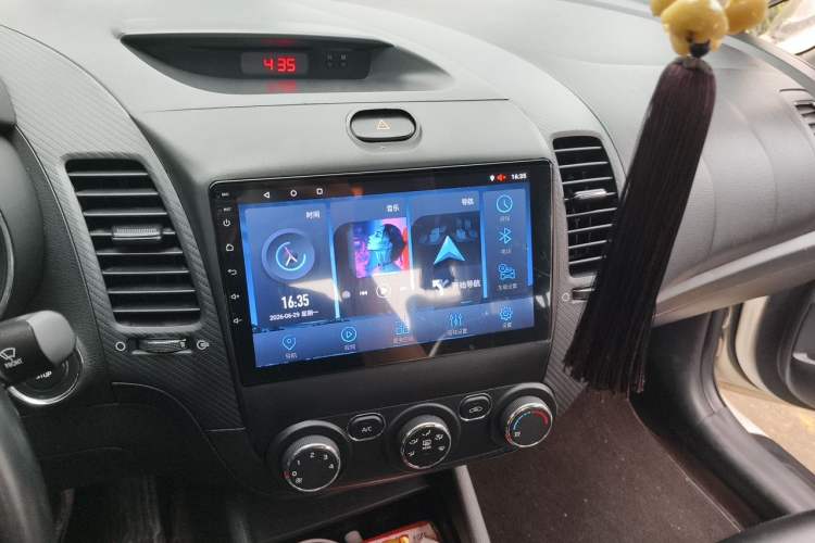 Used Kia K3 2016 1.6L Automatic GLS Audio And AC Panel