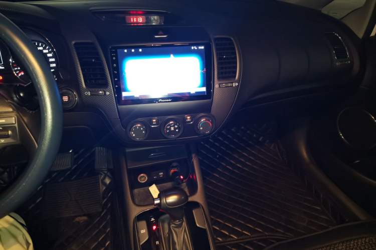 Used Kia K3 2016 1.6L Automatic GLS Audio And AC Panel