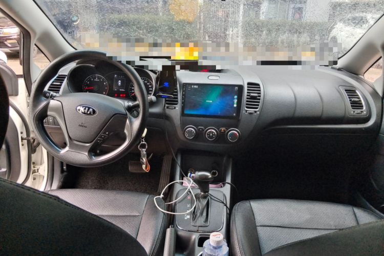 Used Kia K3 2016 1.6L Automatic GL Center Console