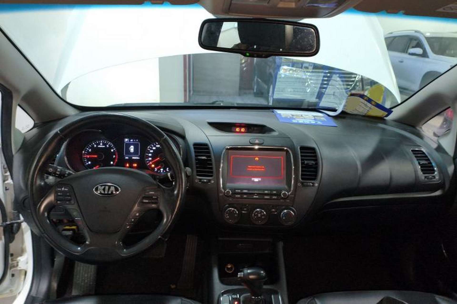 Used Kia K3 2016 1.6L Automatic DLX Center Console