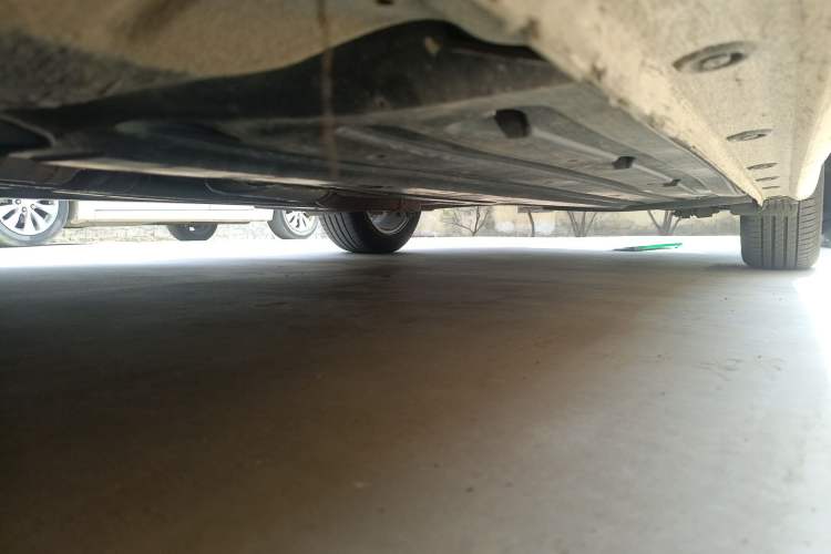 Used Kia K3 2016 1.6L Automatic GLS Chassis Front Left