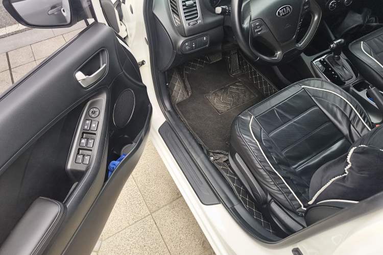 Used Kia K3 2016 1.6L Automatic GLS Driver Seat