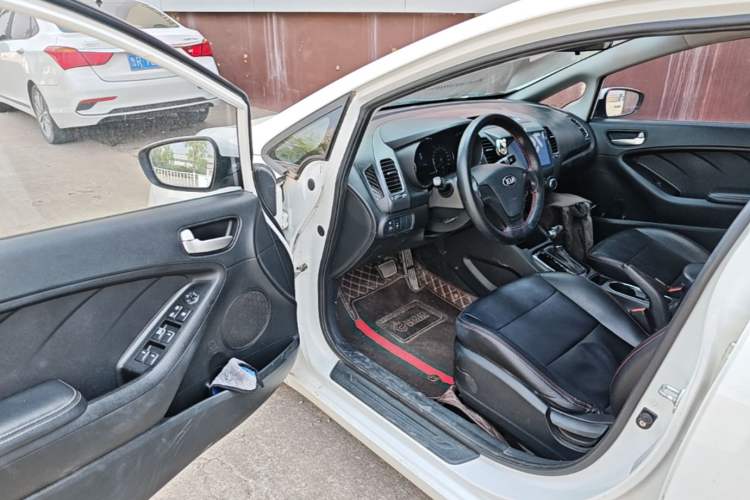 Used Kia K3 2016 1.6L Automatic GL Driver Seat