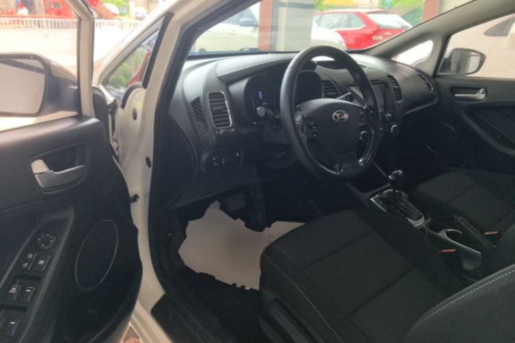 Used Kia K3 2016 1.6L Automatic GLS Driver Seat