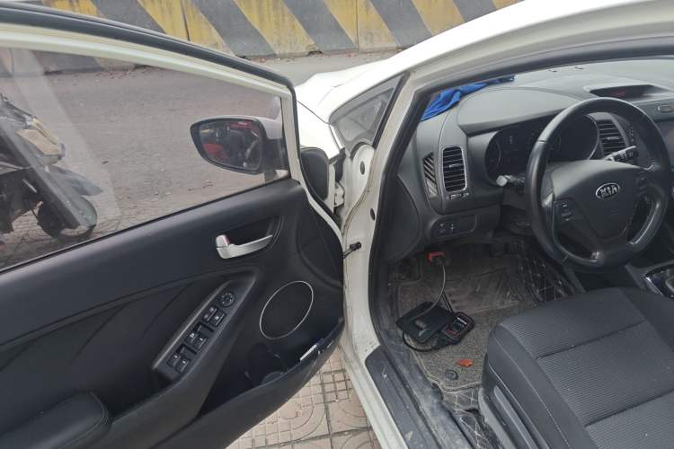 Used Kia K3 2016 1.6L Manual GLS Driver Seat