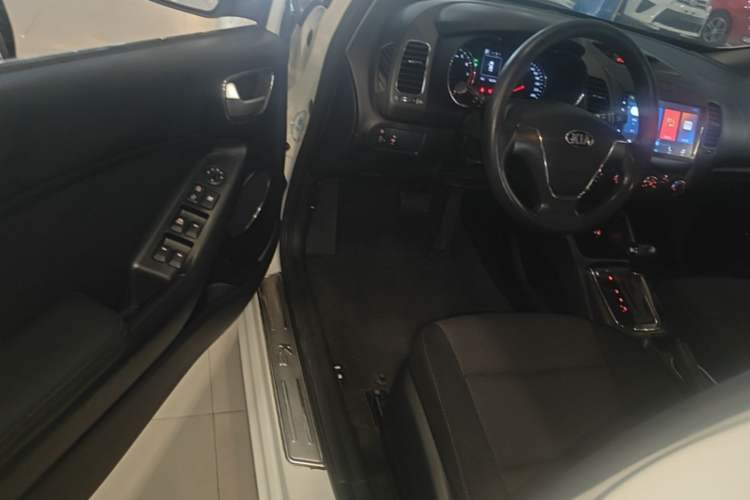 Used Kia K3 2016 1.6L Automatic GL Driver Seat
