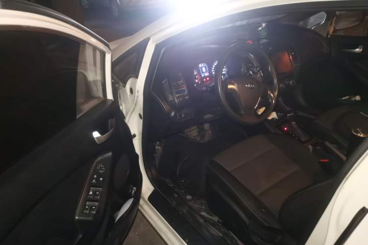 Used Kia K3 2016 1.6L Automatic GL Driver Seat