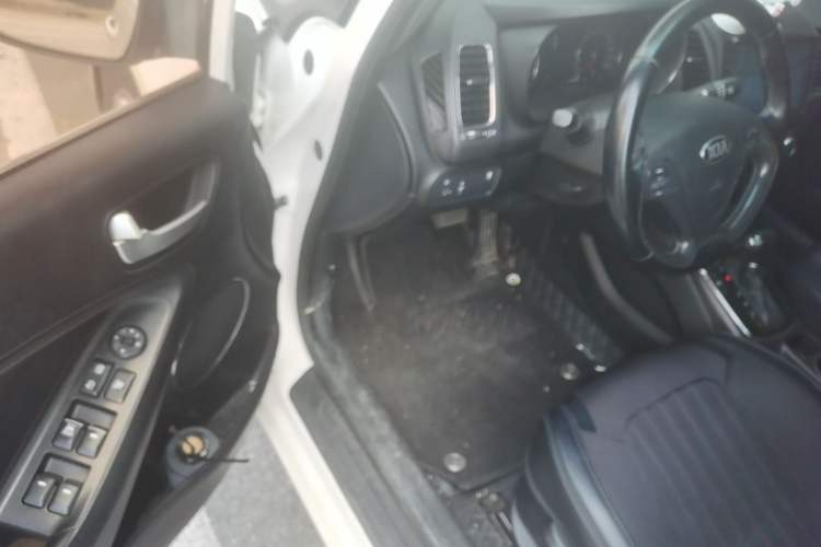 Used Kia K3 2016 1.6L Automatic GLS Driver Seat