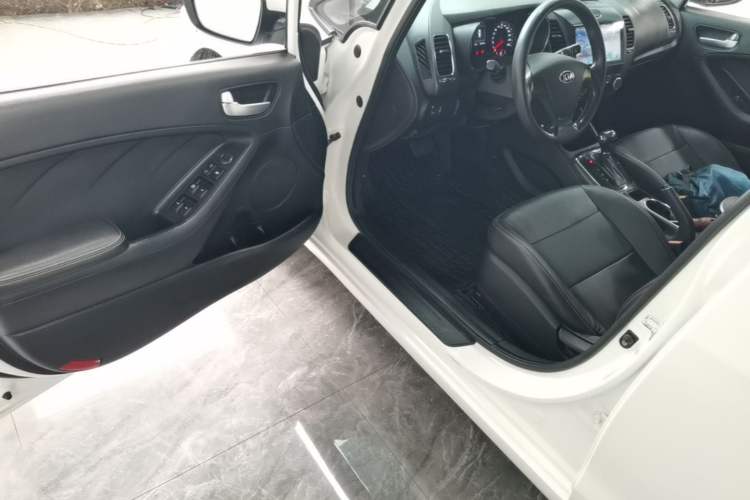 Used Kia K3 2016 1.6L Automatic GL Driver Seat