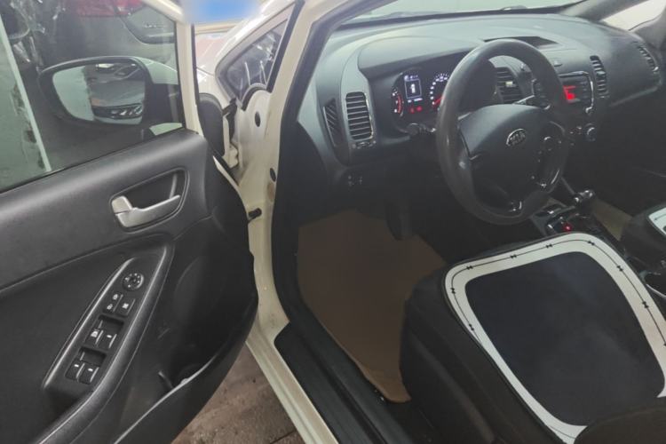 Used Kia K3 2016 1.6L Automatic with Sunroof Driver Seat