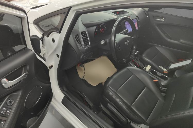 Used Kia K3 2016 1.6L Automatic GLS Driver Seat