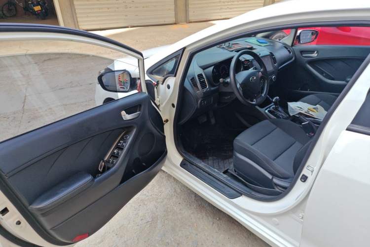 Used Kia K3 2016 1.6L Automatic GL Driver Seat