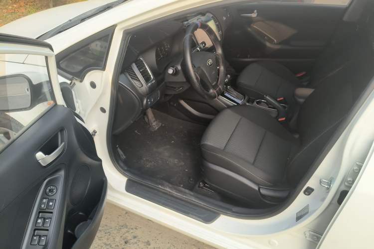Used Kia K3 2016 1.6L Automatic GL Driver Seat