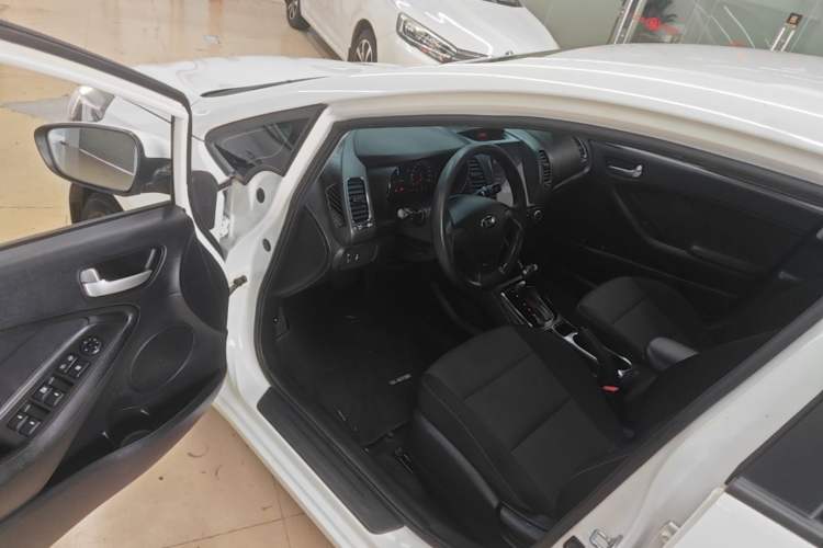 Used Kia K3 2016 1.6L Automatic GL Driver Seat