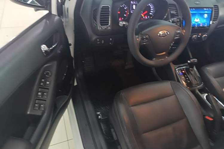 Used Kia K3 2016 1.6L Automatic GLS Driver Seat