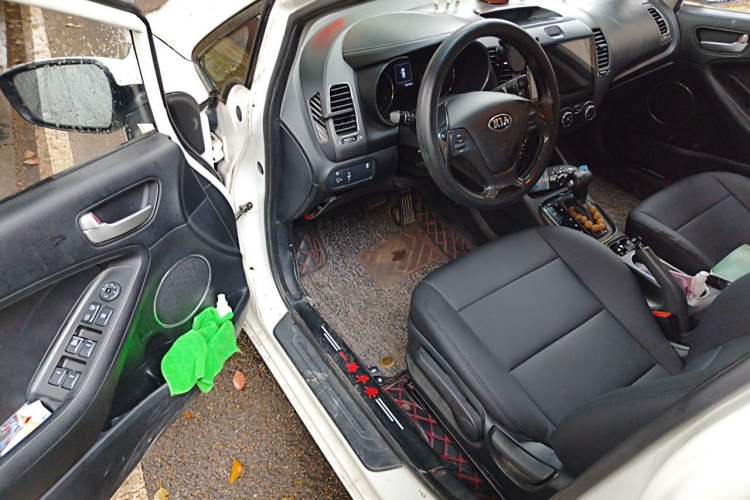 Used Kia K3 2016 1.6L Automatic GLS Driver Seat