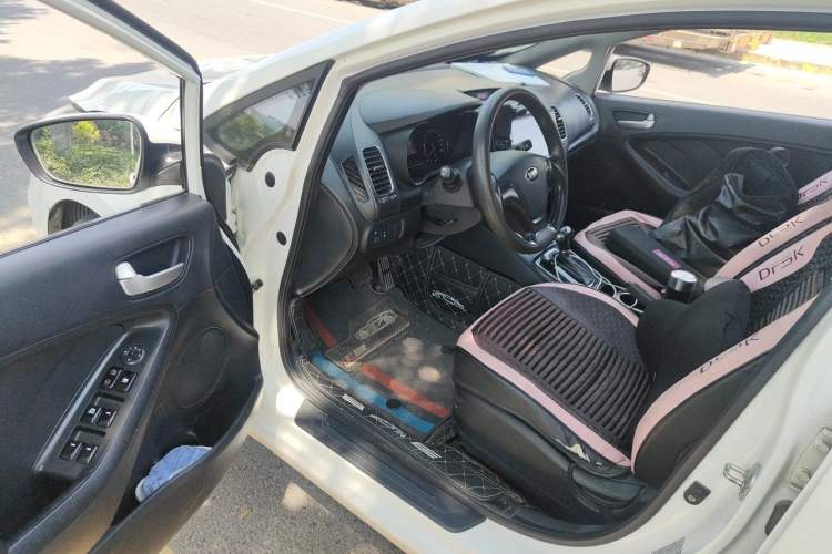 Used Kia K3 2016 1.6L Automatic with Sunroof Driver Seat