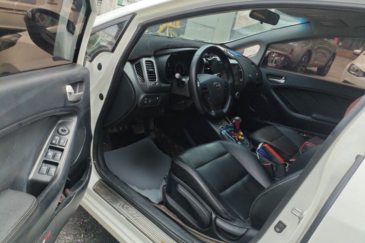 Used Kia K3 2016 1.6L Automatic GLS Driver Seat