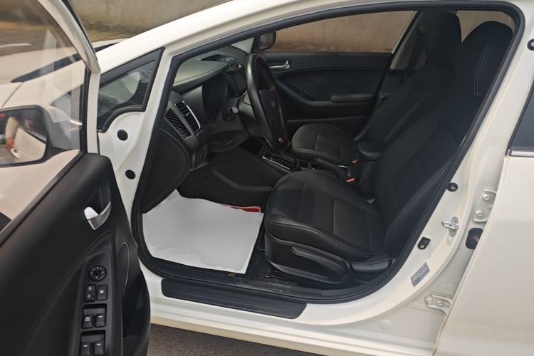 Used Kia K3 2016 1.6L Automatic GLS Driver Seat