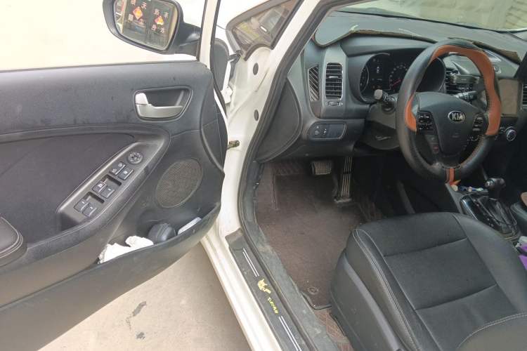 Used Kia K3 2016 1.6L Automatic GL Driver Seat