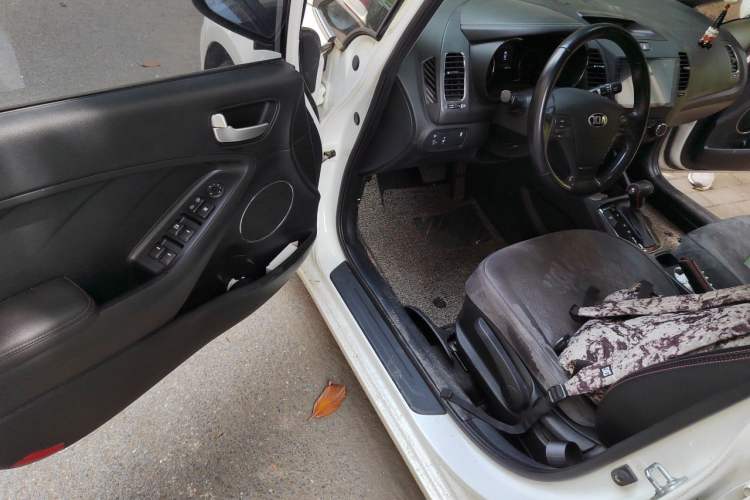 Used Kia K3 2016 1.6L Automatic GLS Driver Seat