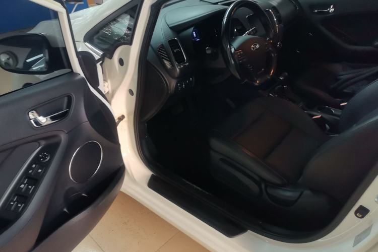 Used Kia K3 2016 1.6L Automatic DLX Driver Seat