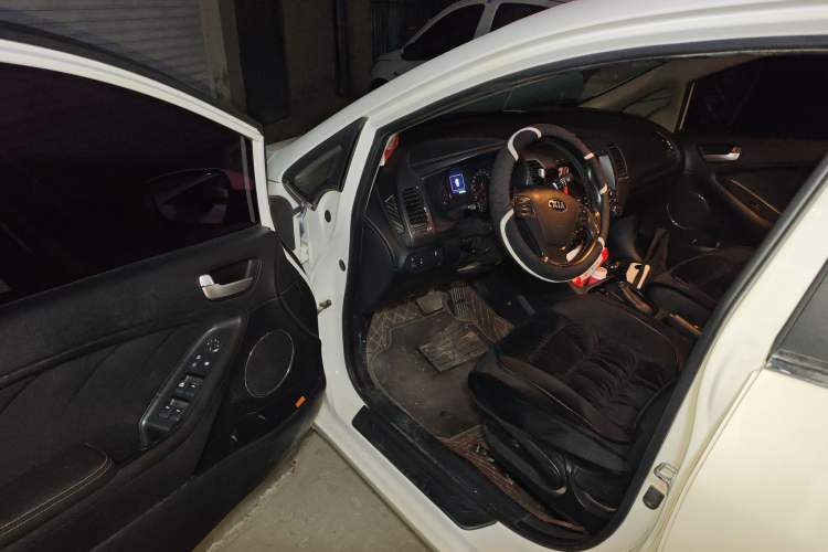 Used Kia K3 2016 1.6L Automatic GLS Driver Seat
