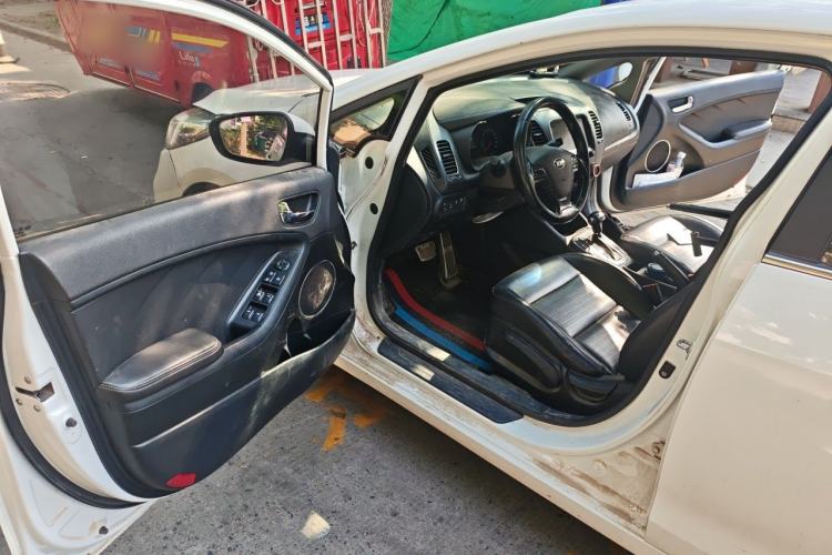 Used Kia K3 2016 1.6L Automatic DLX Driver Seat