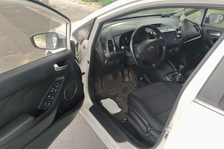 Used Kia K3 2016 1.6L Manual GLS Driver Seat