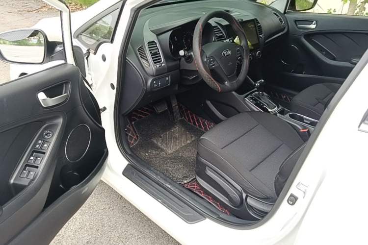 Used Kia K3 2016 1.6L Automatic GLS Driver Seat