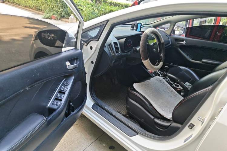 Used Kia K3 2016 1.6L Manual GL Driver Seat