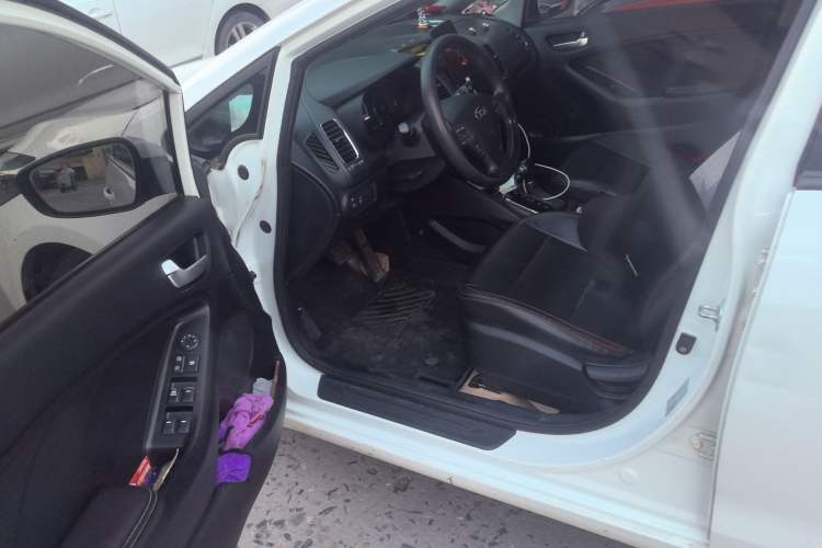 Used Kia K3 2016 1.6L Automatic GL Driver Seat