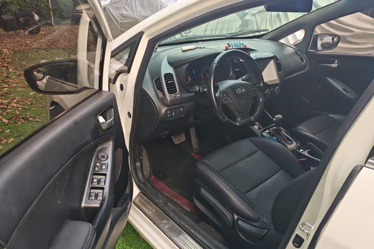 Used Kia K3 2016 1.6L Automatic GLS Driver Seat