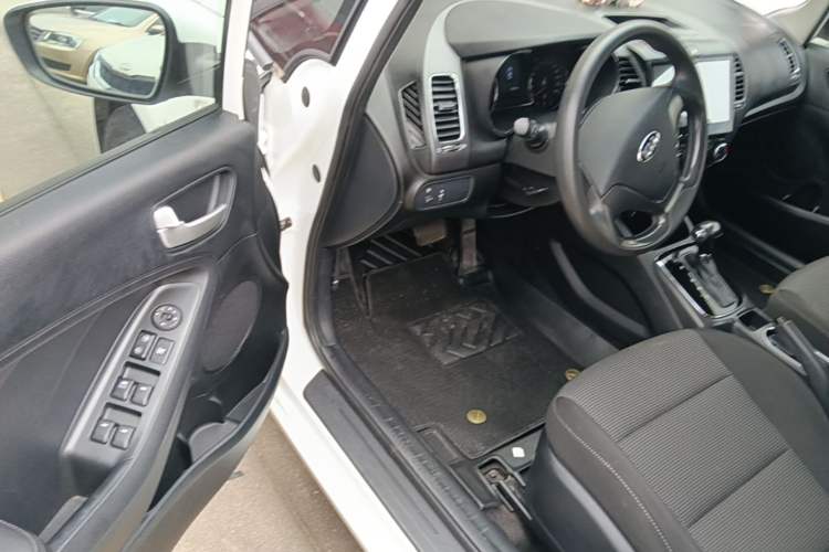 Used Kia K3 2016 1.6L Automatic GL Driver Seat