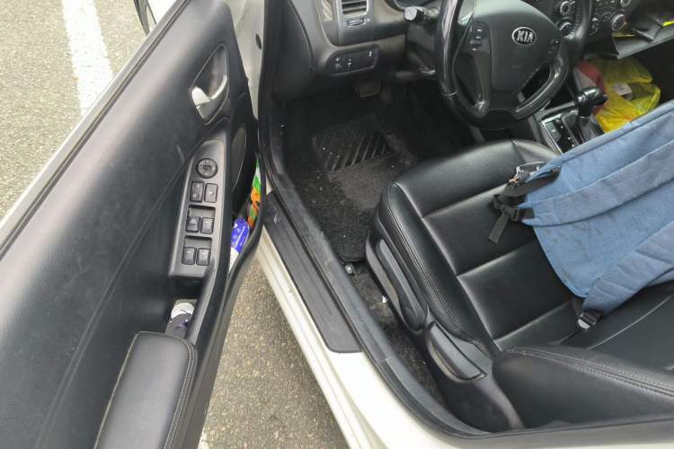 Used Kia K3 2016 1.6L Automatic GLS Driver Seat