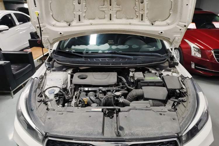 Used Kia K3 2016 1.6L Manual GL Engine Bay