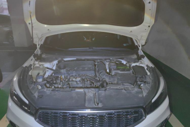 Used Kia K3 2016 1.4T Automatic GLS Engine Bay