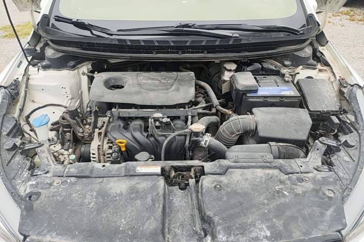 Used Kia K3 2016 1.6L Automatic GLS Engine Bay